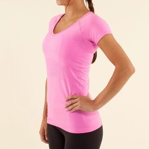 Lululemon Run Swiftly V Neck in bright pink, size 12. Technical T-shirt.